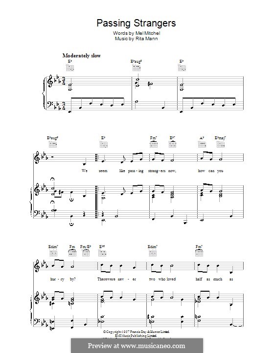 Passing Strangers: Für Stimme und Klavier (oder Gitarre) by Mel Mitchell
