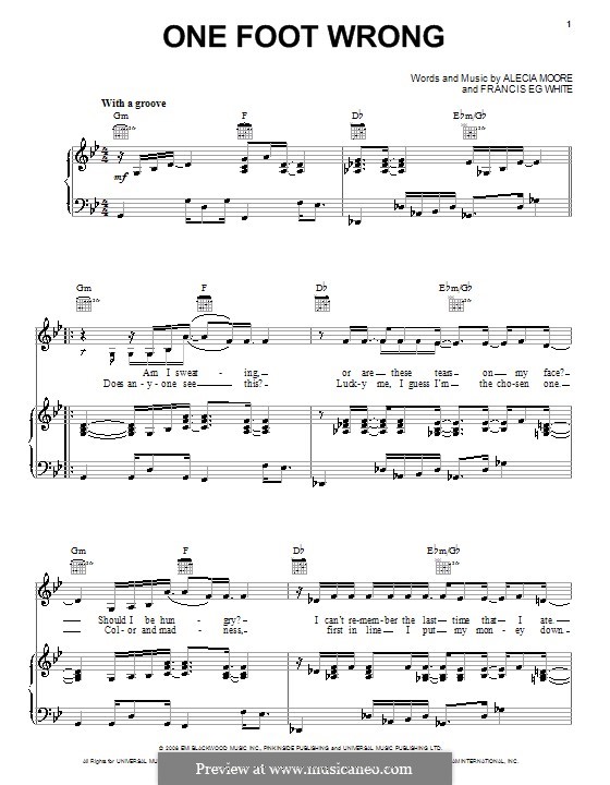 One Foot Wrong (Pink): Für Stimme und Klavier (oder Gitarre) by Alecia Moore, Eg White